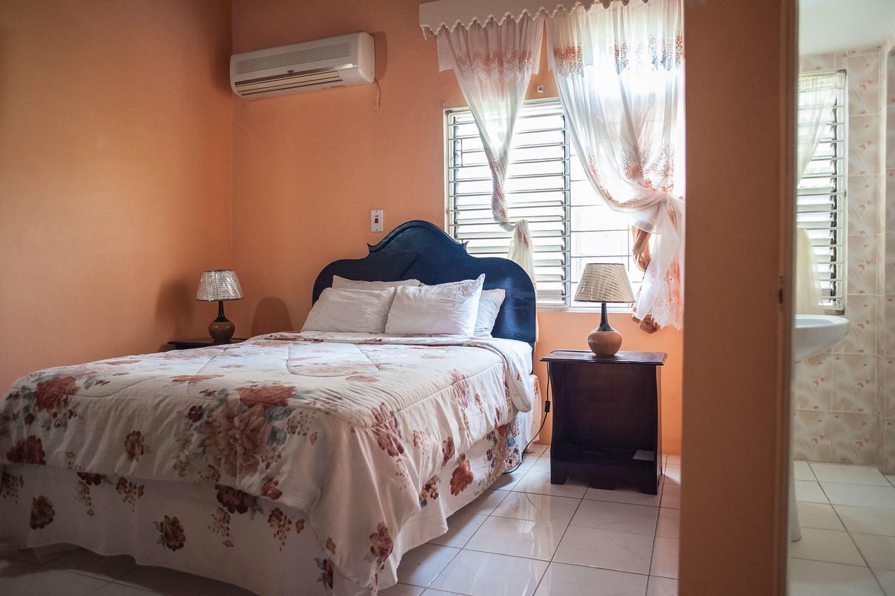 Diamond Villa Guest House มอนเทโกเบย์ ภายนอก รูปภาพ