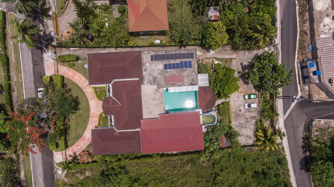 Diamond Villa Guest House มอนเทโกเบย์ ภายนอก รูปภาพ
