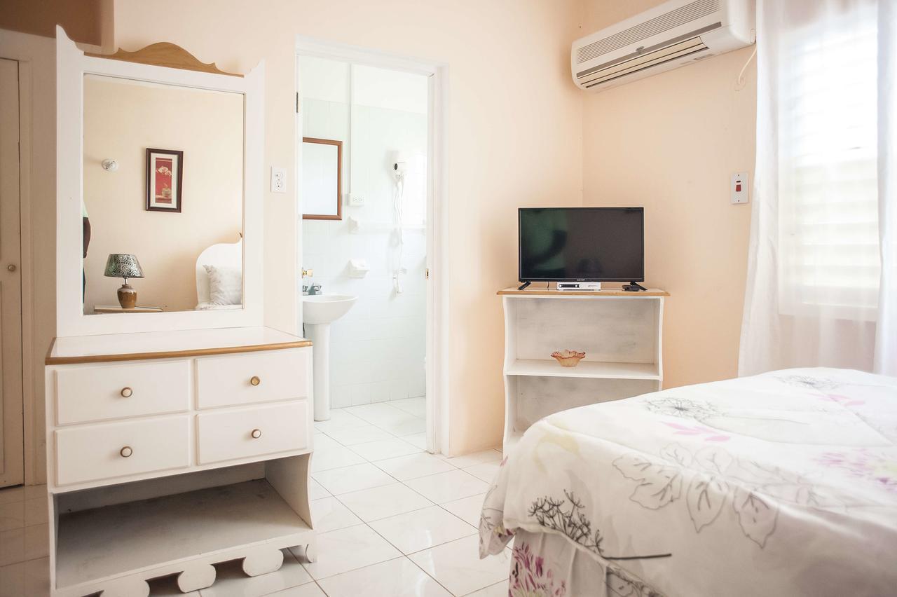 Diamond Villa Guest House มอนเทโกเบย์ ภายนอก รูปภาพ